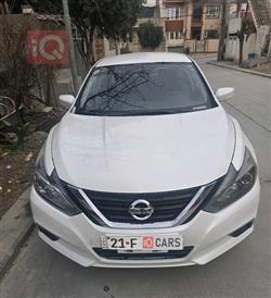 نيسان ألتيما